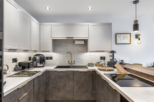 Photo 10- click for photo gallery